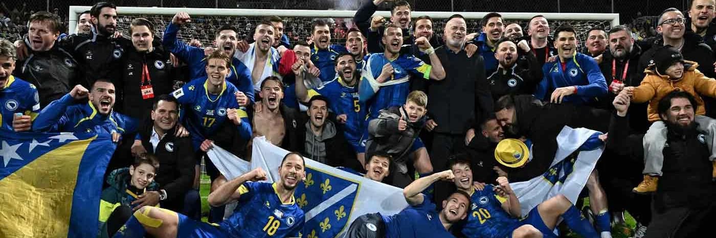 Squadra di calcio mondiale che festeggia